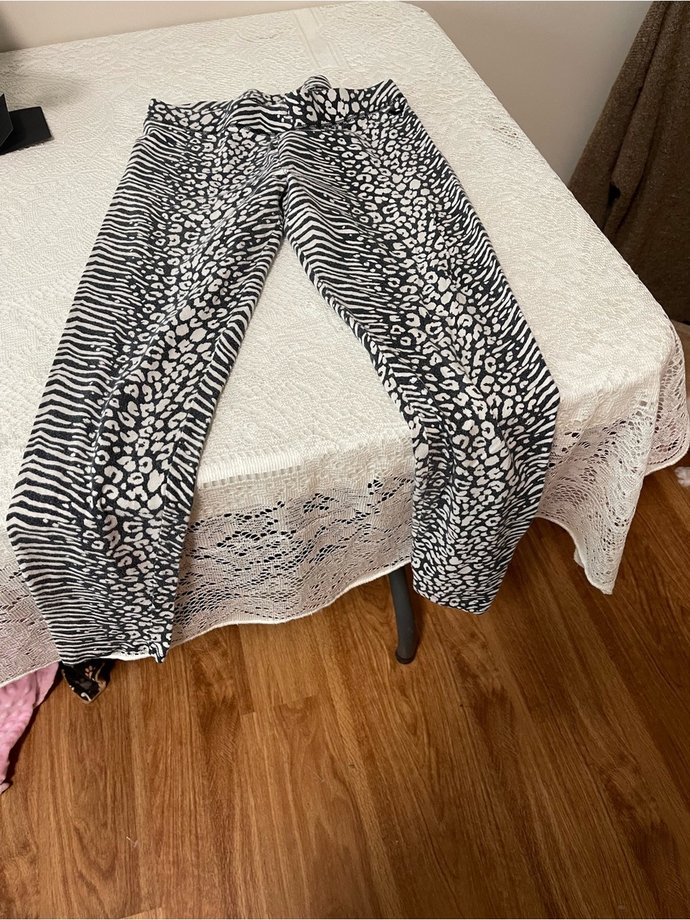 PINK Victoria's Secret Black & White Animal Print Joggers